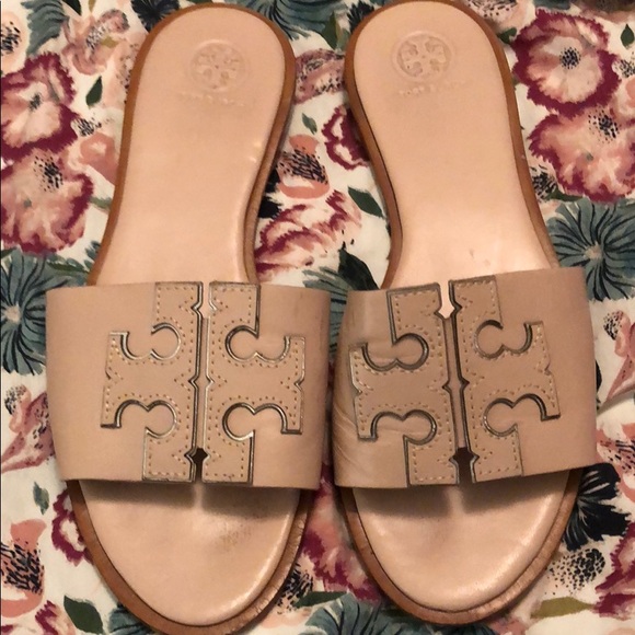 Tory Burch Shoes - Tory Burch Ines Seashell Pink Leather Slides